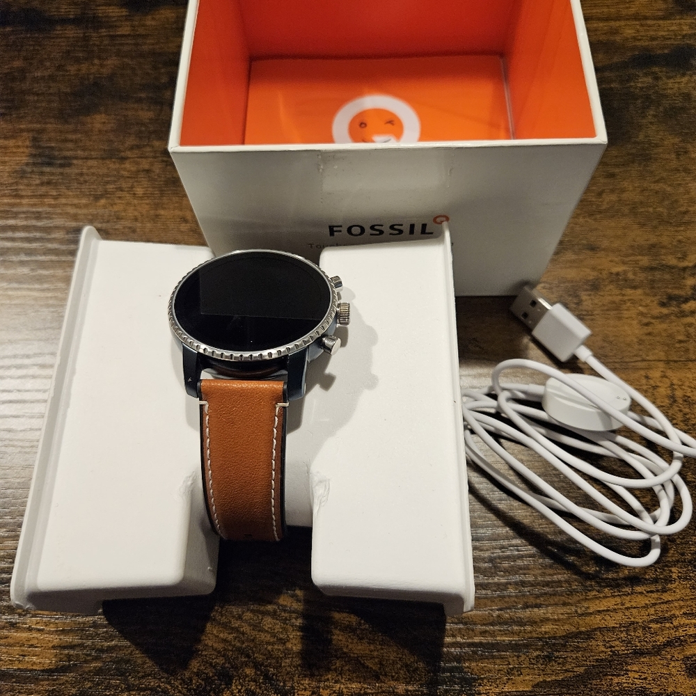 Fossil Gen 4 Explorist HR Smartwatch Blue Case